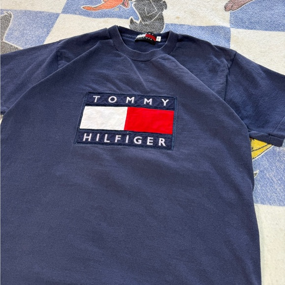 Vintage Tommy Hilfiger tee - Picture 2 of 3